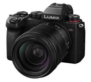 Panasonic Lumix S5D